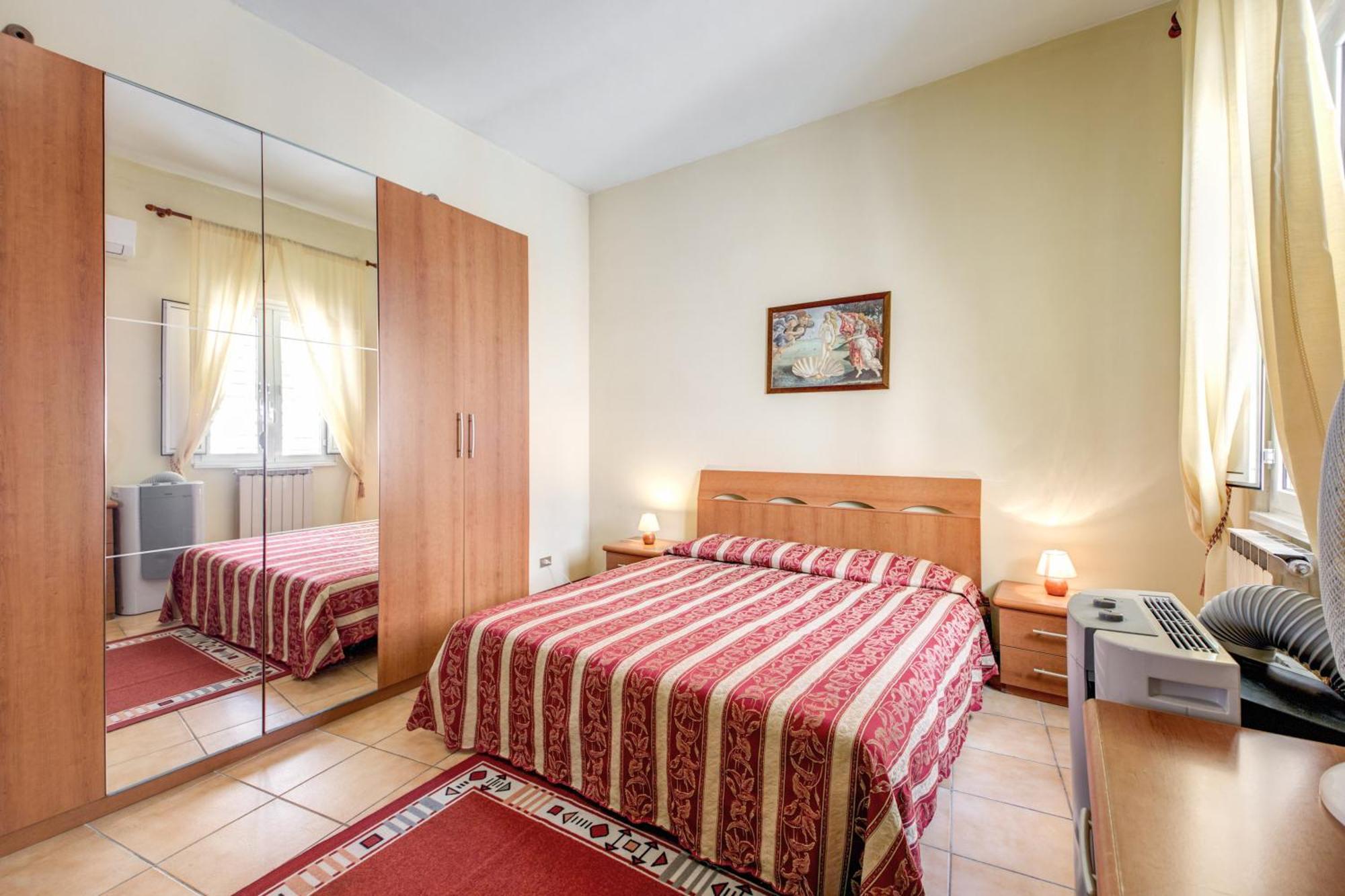 Buonarroti Home, Rome